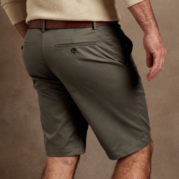 Banana Republic 11" Core Temp Short - Picture 2 of 9